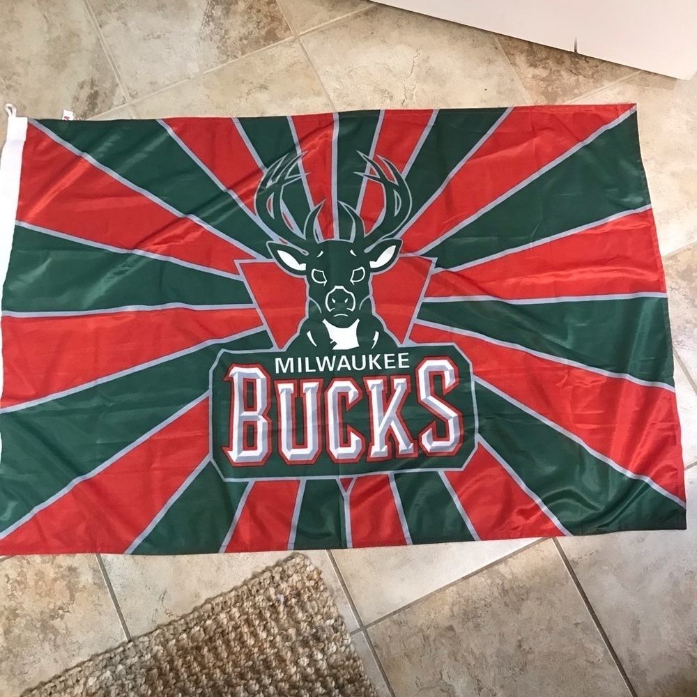 🏀Milwaukee Bucks Banner Flag